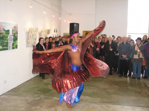 Bollywood dancer at launch of Marrying Ameera